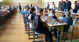 Chess (13)